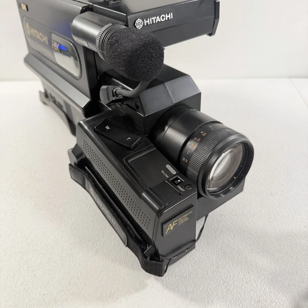 Hitachi VM-6100A S-VHS Camcorder Video Camera POWERS ON AS IS READ